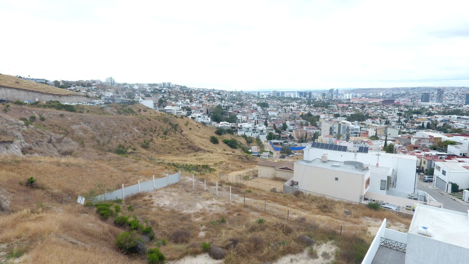 Vista aérea del terreno Uptown